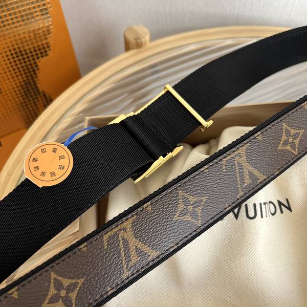 Louis Vuitton 35MM Belt LVB00307